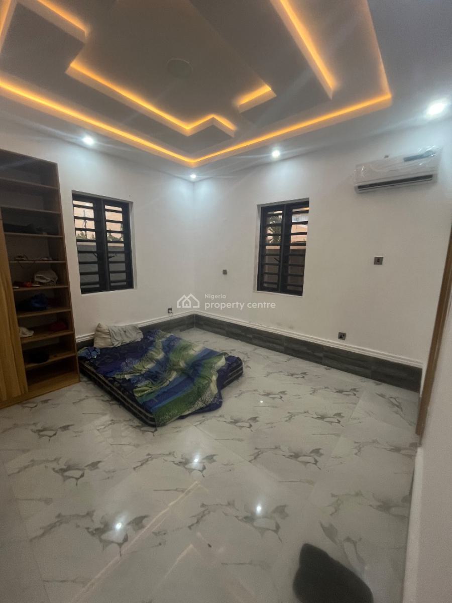 Luxury Beautiful 2 Bedroom Flat with Ac Downstairs, Lekki Scheme 2, Ajah, Lagos, Flat / Apartment for Rent