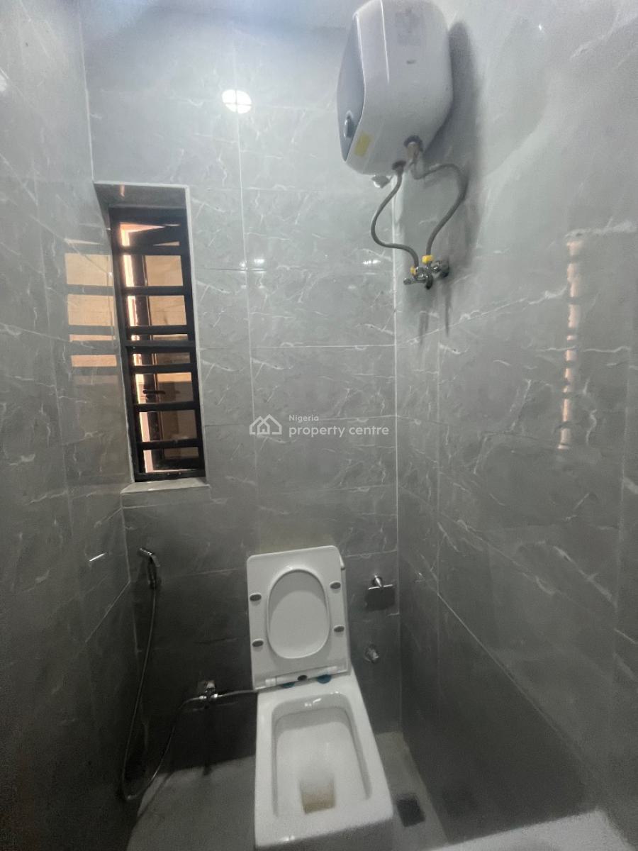 Luxury Beautiful 2 Bedroom Flat with Ac Downstairs, Lekki Scheme 2, Ajah, Lagos, Flat / Apartment for Rent