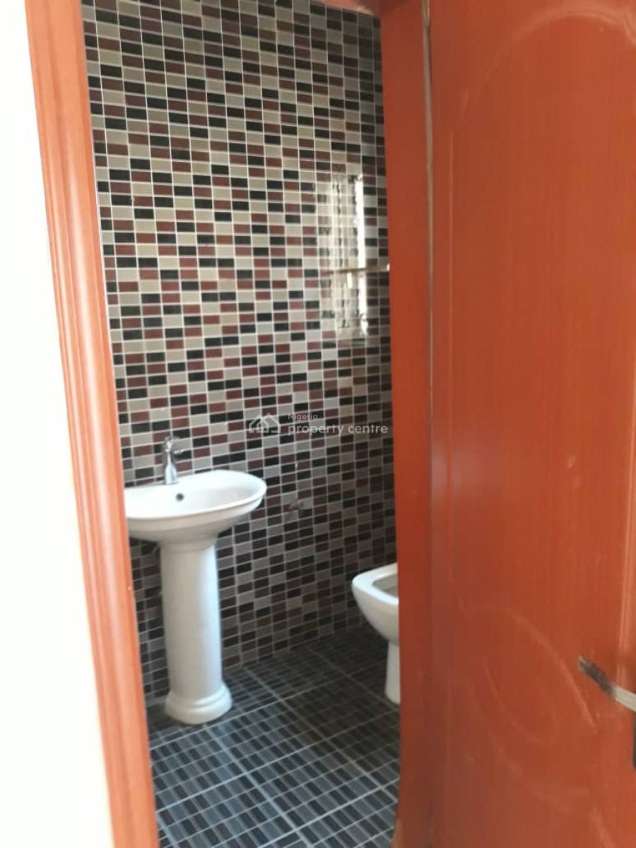 3 Bedroom Apartment with a Bq, Chevron Drive, Lekki, Lagos, Flat / Apartment for Sale