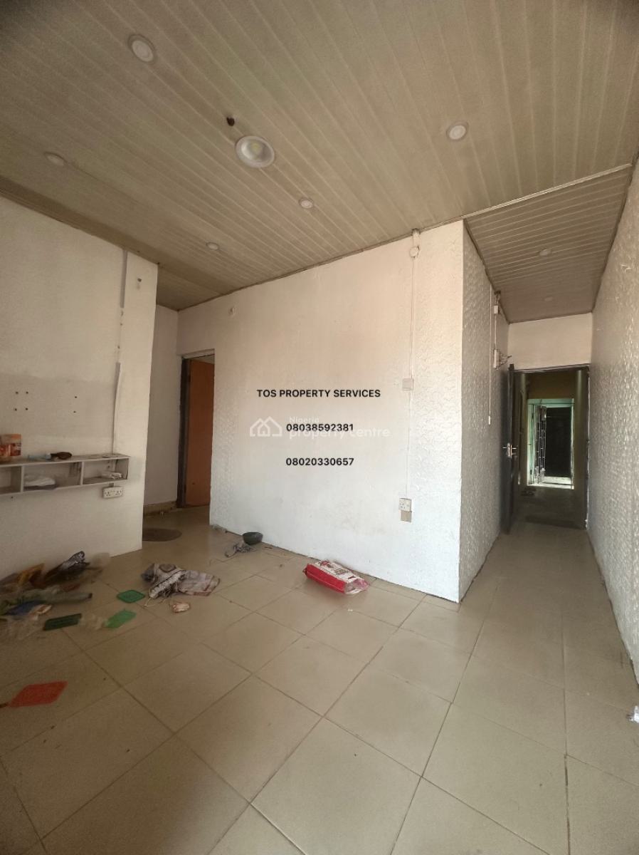 Standard Miniflat + Balcony (upstairs), Off Herbert Macaulay Way, Yaba, Yaba, Lagos, Mini Flat (room and Parlour) for Rent