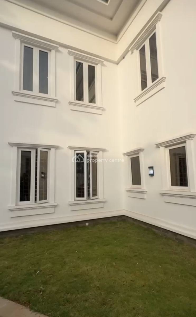 7 Bedroom with 5 Bq on 1500sqm Land Size, Jabi, Abuja, Detached Duplex for Sale