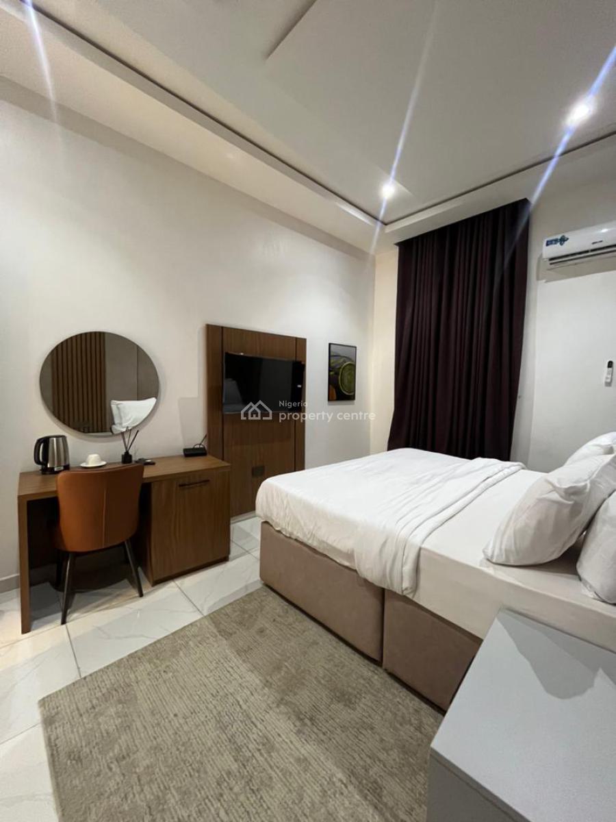 Luxury 3 Bedrooms Apartment with Snooker, Table Tennis, Palm Height, Airport Road, Lugbe District, Abuja, Detached Bungalow Short Let