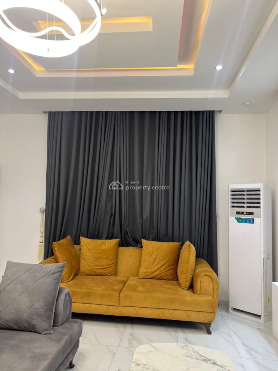 Luxury 3 Bedrooms Apartment with Snooker, Table Tennis, Palm Height, Airport Road, Lugbe District, Abuja, Detached Bungalow Short Let