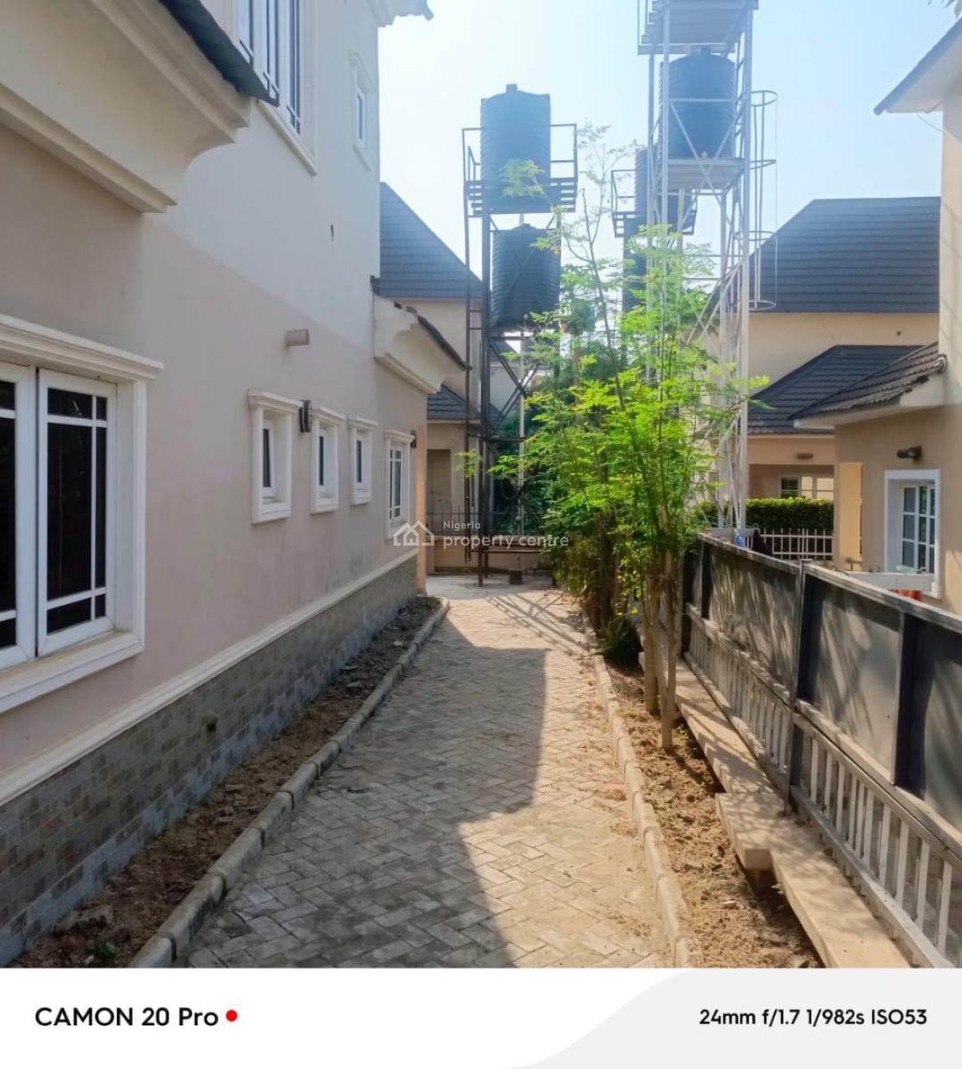 Luxury 4 Bedroom Penthouse Duplex with 2 Rooms Bq, River Park Estate, Lugbe District, Abuja, Detached Duplex for Rent