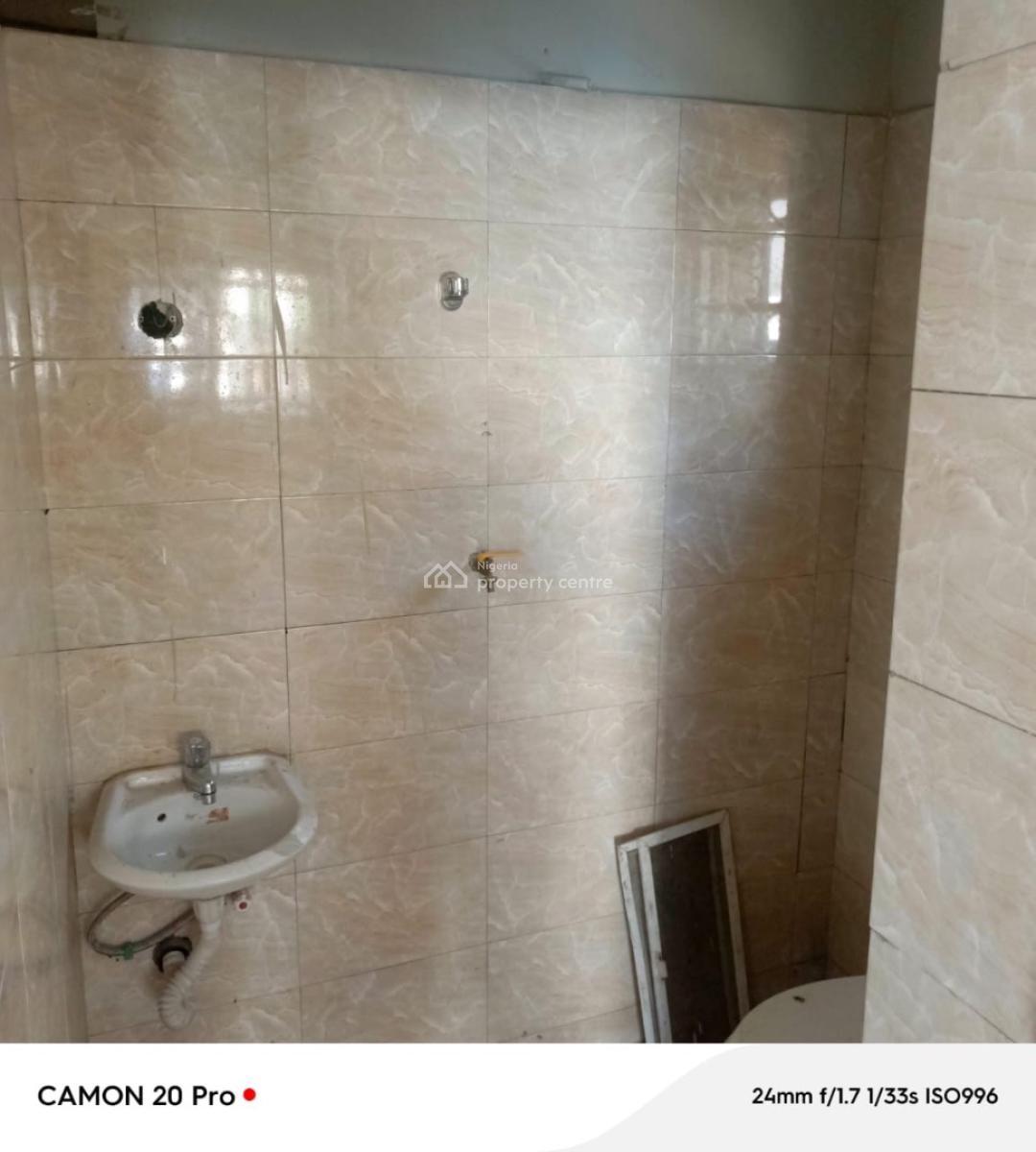 Luxury 4 Bedroom Penthouse Duplex with 2 Rooms Bq, River Park Estate, Lugbe District, Abuja, Detached Duplex for Rent