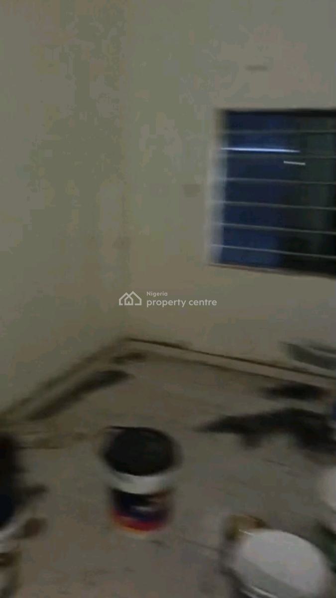 a Very Spacious Room Self Contain, Adekunle, Yaba, Lagos, Self Contain (single Rooms) for Rent