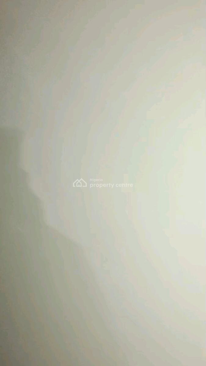 a Very Spacious Room Self Contain, Adekunle, Yaba, Lagos, Self Contain (single Rooms) for Rent