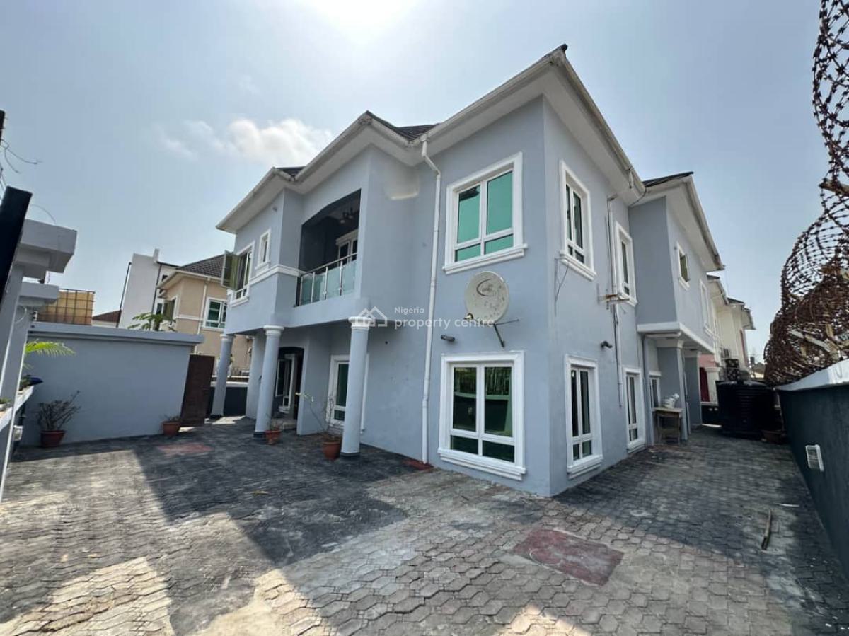Renovated 5 Bedroom Fully Detached Duplex, Chevron, Lekki, Lagos, Detached Duplex for Sale