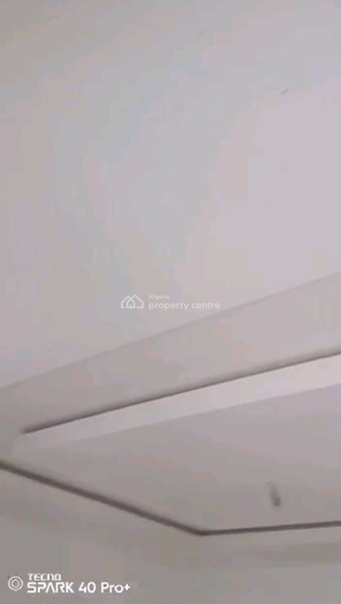 a Specious 2 Bedroom Flat, All Rooms En-suilt,, Abiodun, Ojodu Berger, Ojodu, Lagos, Flat / Apartment for Rent