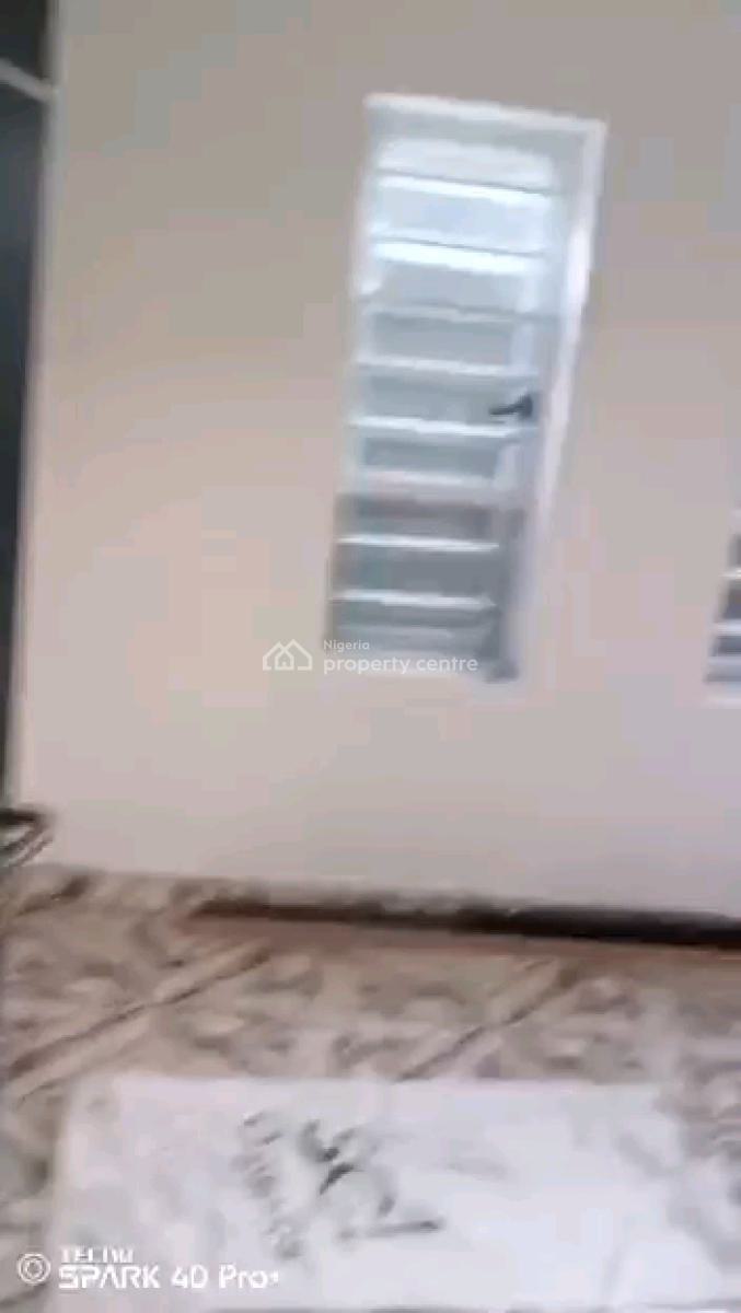 a Specious 2 Bedroom Flat, All Rooms En-suilt, Abiodun, Ojodu Berger, Ojodu, Lagos, Flat / Apartment for Rent