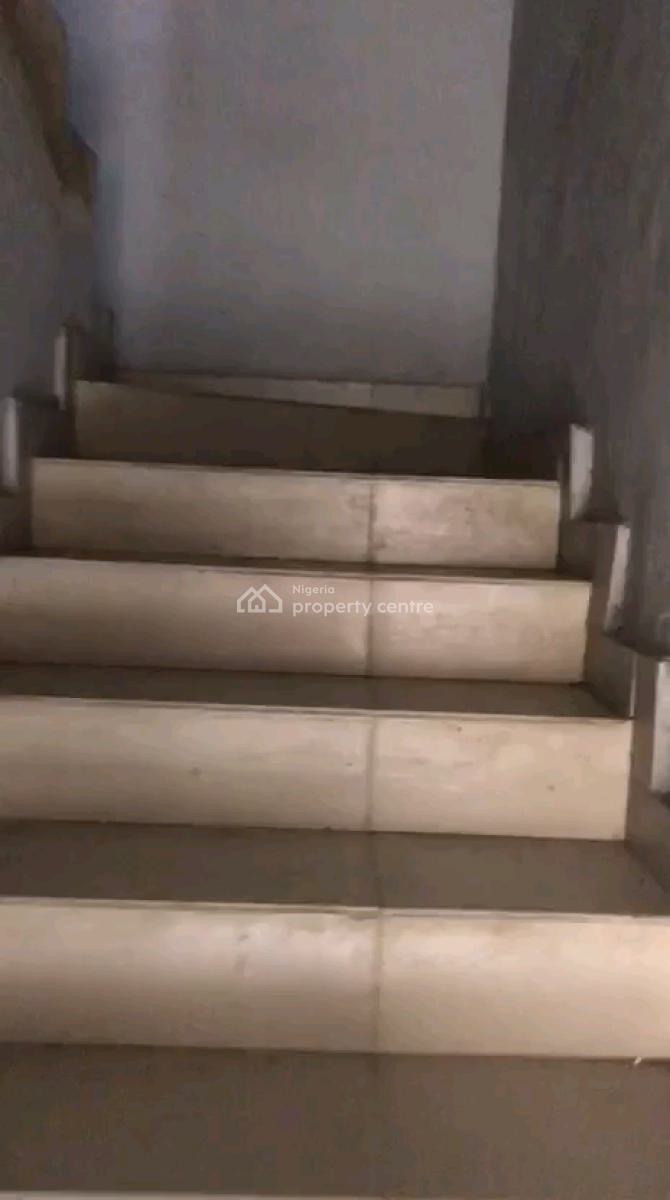 Decent and Spacious 2 Bedroom Up Flat Both Rooms Ensuite N Guest Toile, Ifako, Gbagada, Lagos, Flat / Apartment for Rent