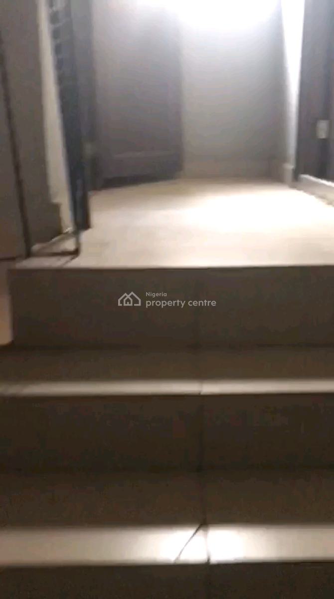 Decent and Spacious 2 Bedroom Up Flat Both Rooms Ensuite N Guest Toile, Ifako, Gbagada, Lagos, Flat / Apartment for Rent