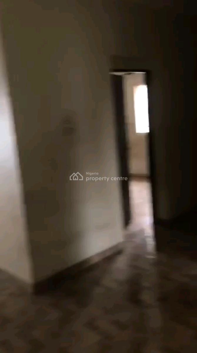 Decent and Spacious 2 Bedroom Up Flat Both Rooms Ensuite N Guest Toile, Ifako, Gbagada, Lagos, Flat / Apartment for Rent