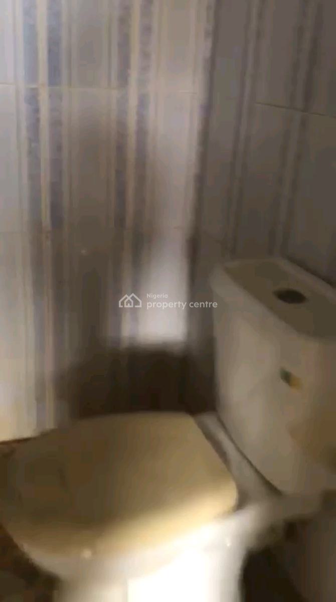 Decent and Spacious 2 Bedroom Up Flat Both Rooms Ensuite N Guest Toile, Ifako, Gbagada, Lagos, Flat / Apartment for Rent