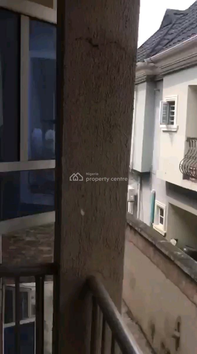 Decent and Spacious 2 Bedroom Up Flat Both Rooms Ensuite N Guest Toile, Ifako, Gbagada, Lagos, Flat / Apartment for Rent