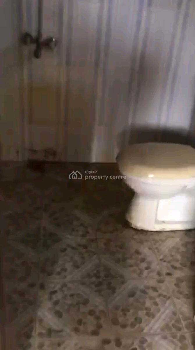 Decent and Spacious 2 Bedroom Up Flat Both Rooms Ensuite N Guest Toile, Ifako, Gbagada, Lagos, Flat / Apartment for Rent