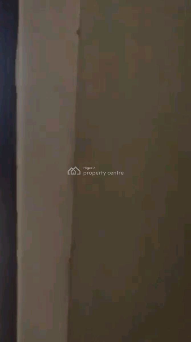 Decent and Spacious 2 Bedroom Up Flat Both Rooms Ensuite N Guest Toile, Ifako, Gbagada, Lagos, Flat / Apartment for Rent