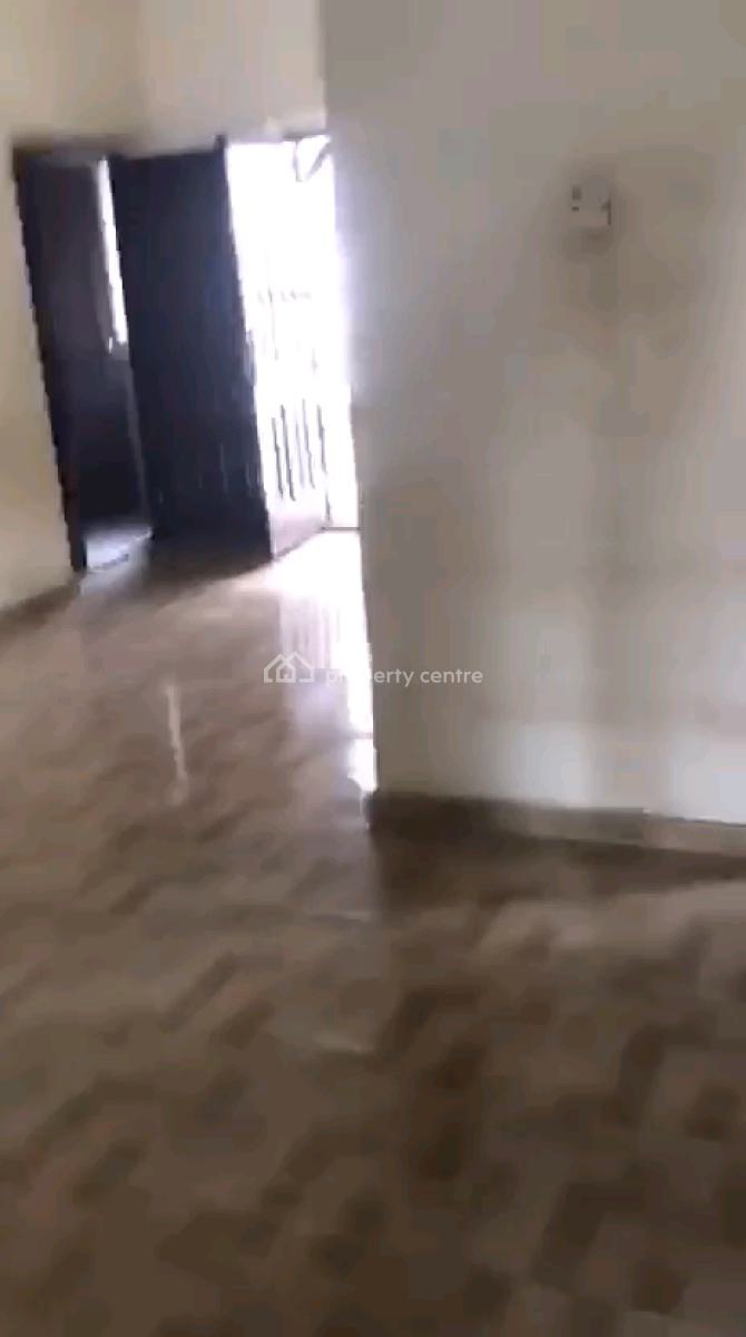 Decent and Spacious 2 Bedroom Up Flat Both Rooms Ensuite N Guest Toile, Ifako, Gbagada, Lagos, Flat / Apartment for Rent