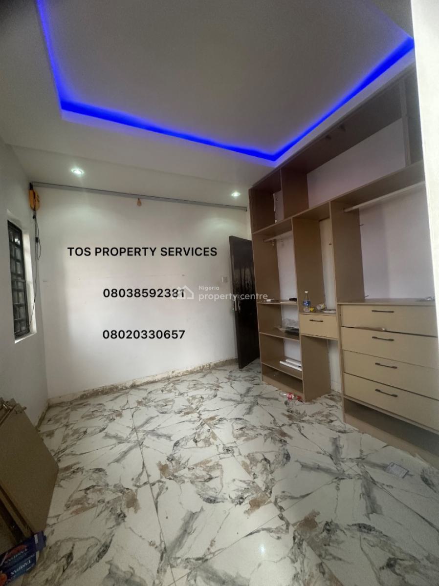 Beautiful Miniflat + 2 Balconies, 2 Toilets (upstairs, Yaba, Yaba, Lagos, Mini Flat (room and Parlour) for Rent