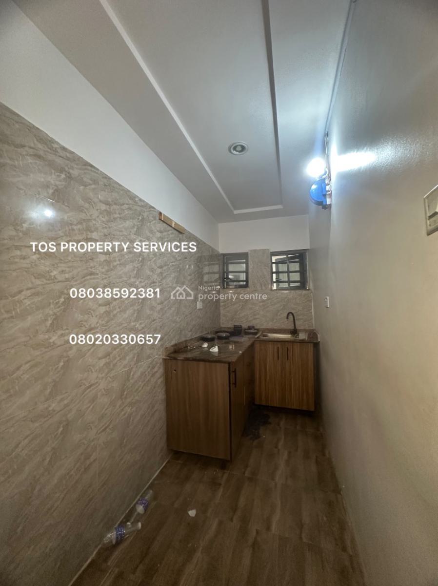 Beautiful Miniflat + 2 Balconies, 2 Toilets (upstairs, Yaba, Yaba, Lagos, Mini Flat (room and Parlour) for Rent