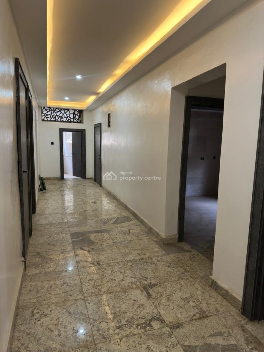 9 Room Office Space(not Alone in The Compound)., Garlic 11, Garki, Abuja, Semi-detached Duplex for Rent