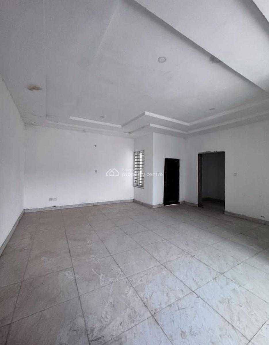 4 Bedrooms Terrace Duplex with Bq, Tarred Road, Guzape District, Abuja, Terraced Duplex for Rent