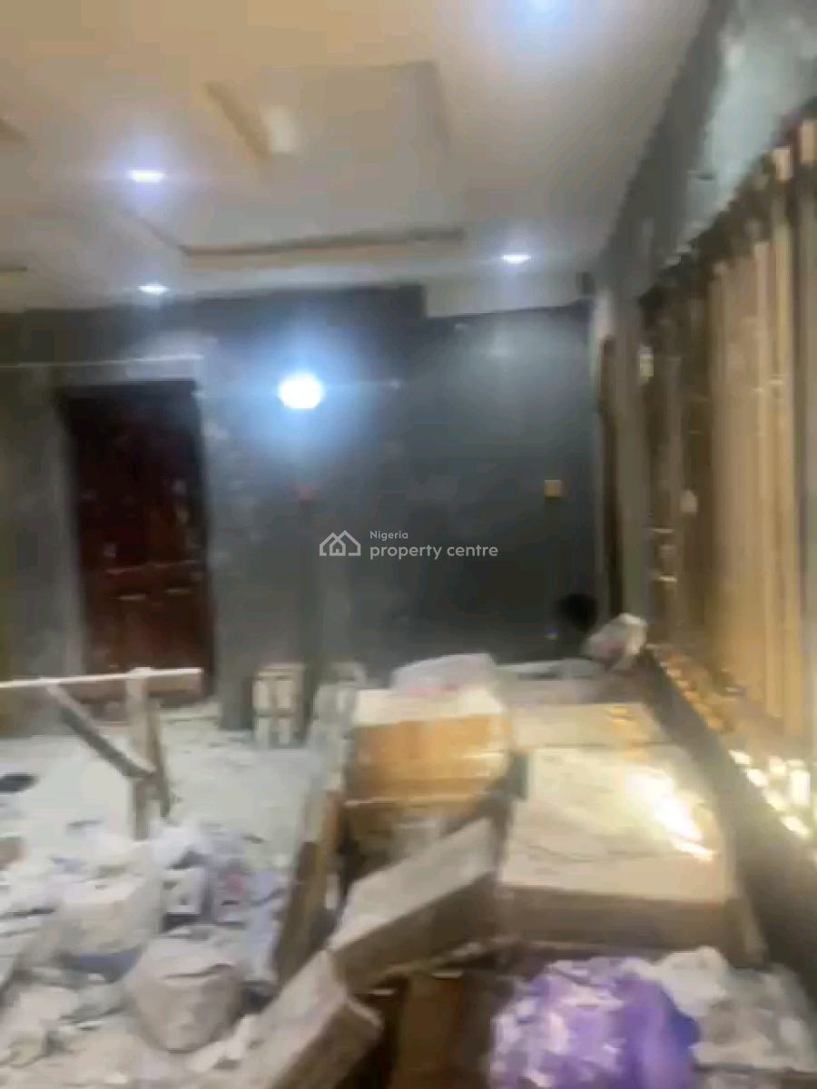 Spacious 3 Bedroom Up N Ground Flats, Medina Estate Road, Gbagada, Lagos, Flat / Apartment for Rent