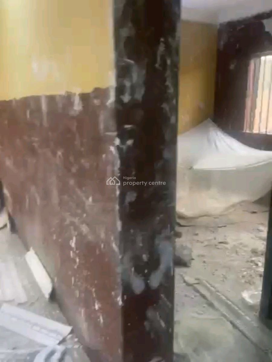 Spacious 3 Bedroom Up and Ground Flats All Room Ensuite, Medina Estate Road, Gbagada, Lagos, Flat / Apartment for Rent