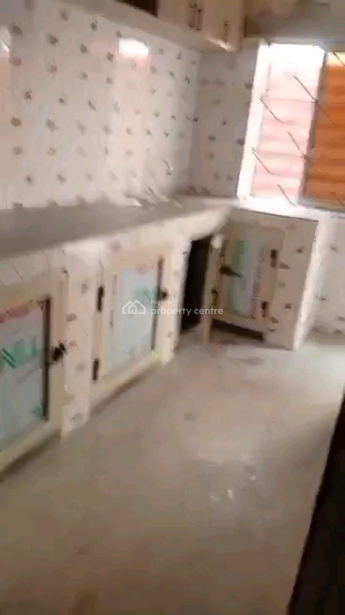 Decent 3  Bedroom Ground Flat All Rooms Ensuite, Off Ayodele Okeowo Street, Soluyi, Gbagada, Lagos, Flat / Apartment for Rent