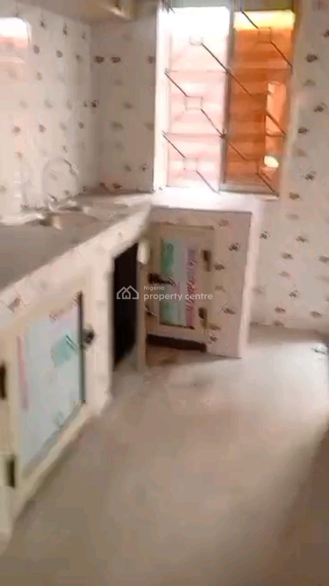Decent 3  Bedroom Ground Flat All Rooms Ensuite, Off Ayodele Okeowo, Soluyi, Gbagada, Lagos, Flat / Apartment for Rent