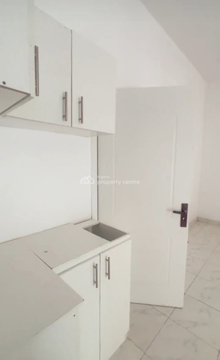 Spacious Masters Bedroom Studio Apartment {upstairs- Video Available}, Ikota Villa Gra, Lekki, Lagos, Self Contain (single Rooms) for Rent