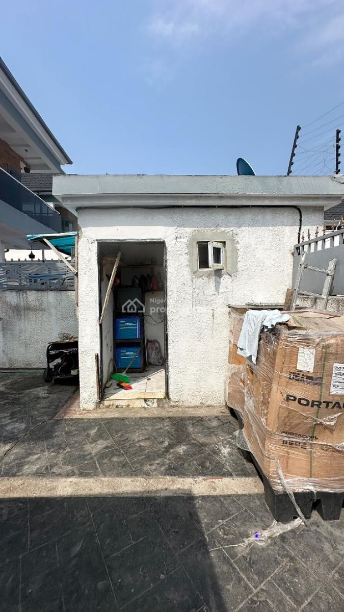 a Neat 4 Bedroom Semi Detached Home + Boys Quarters at Chevron Alt, a Neat 4 Bedroom Semi Detached Home + Boys Quarters at Chevron Alt, Lekki Phase 1, Lekki, Lagos, Semi-detached Duplex for Sale