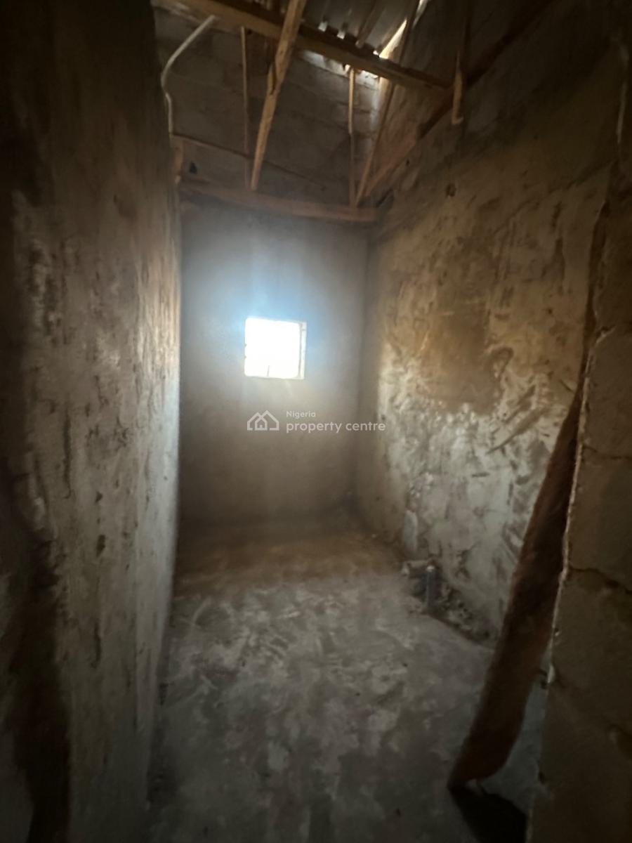 Excellent Spacious 3 Bedroom Duplex with Bq, By Sunnyvale, Lokogoma District, Abuja, Terraced Duplex for Sale