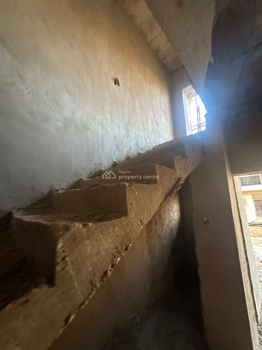 Excellent Spacious 3 Bedroom Duplex with Bq, By Sunnyvale, Lokogoma District, Abuja, Terraced Duplex for Sale