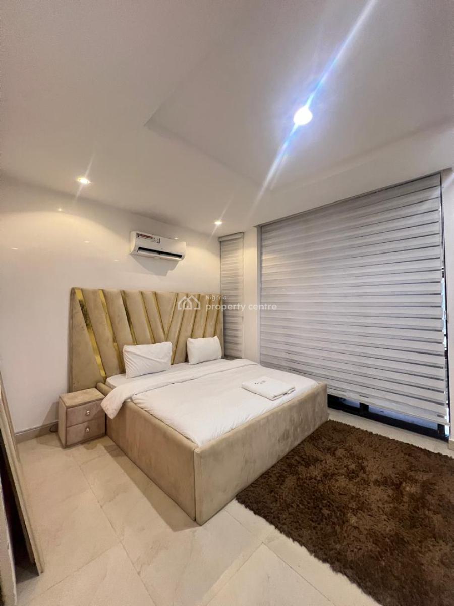 Luxurious Well Furnished 2 Bedroom Apartment with Pool, Lekki Phase 1, Lekki, Lagos, Flat / Apartment for Rent