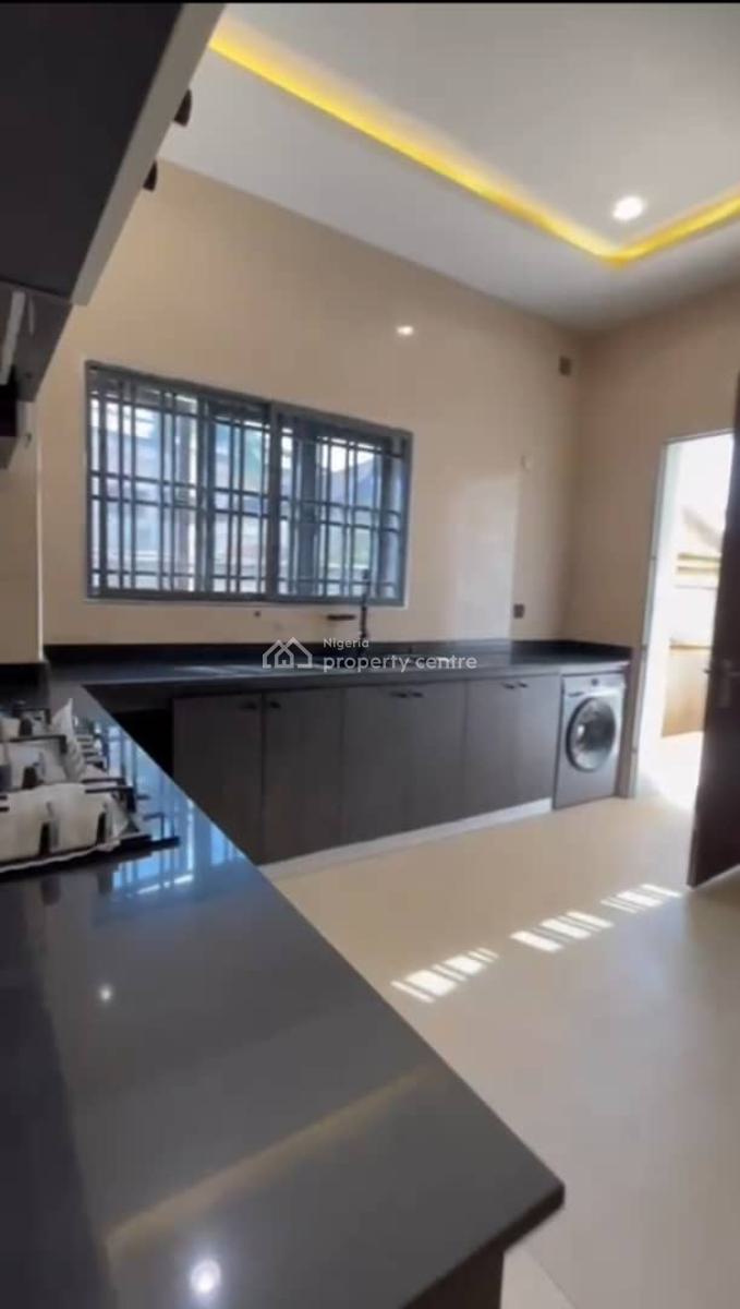 Luxury 4 Bedrooms Semi-detached Duplex, Jabi, Abuja, Semi-detached Duplex for Rent