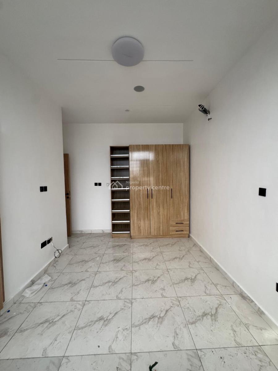 2 Bedroom Apartment, Ologolo, Lekki, Lagos, Flat / Apartment for Sale