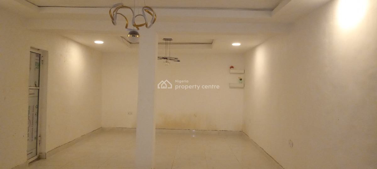 Massive Office, Shop, Open Space, Agboyi Road, Alapere, Ketu, Lagos, Commercial Property Joint Venture