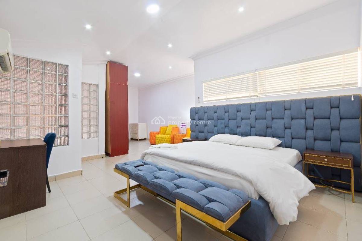 a Tastefully Furnished and Fully Equipped 3 Bedroom Penthouse, Chevron, Lekki, Lagos, Flat / Apartment Short Let