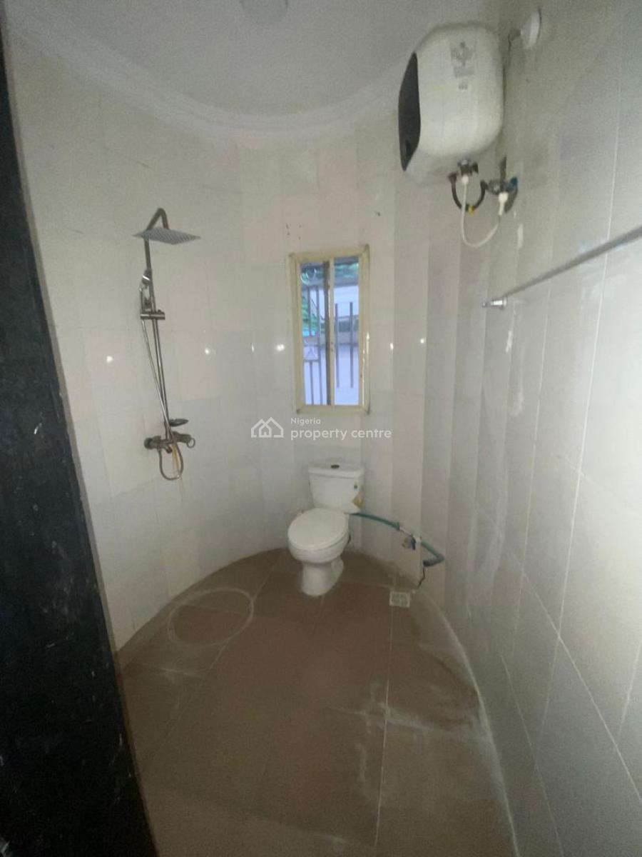 Spacious Self Serviced 2 Bedroom Apartment in a Code Access Estate, Lekki Right Hand Side, Lekki Phase 1, Lekki, Lagos, Flat / Apartment for Rent