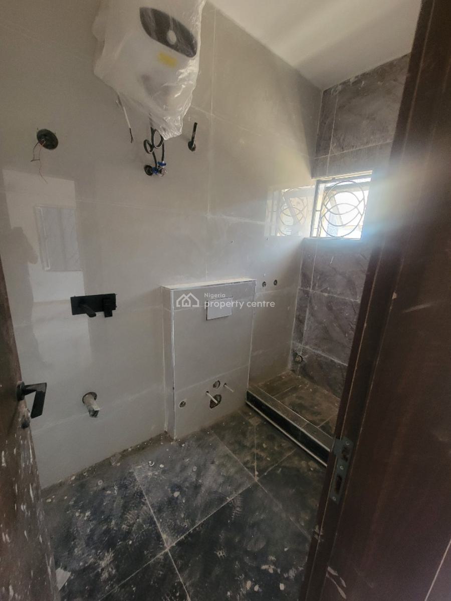 Luxury 5 Bedroom Duplex + Bq, Guzape District, Abuja, Terraced Duplex for Sale