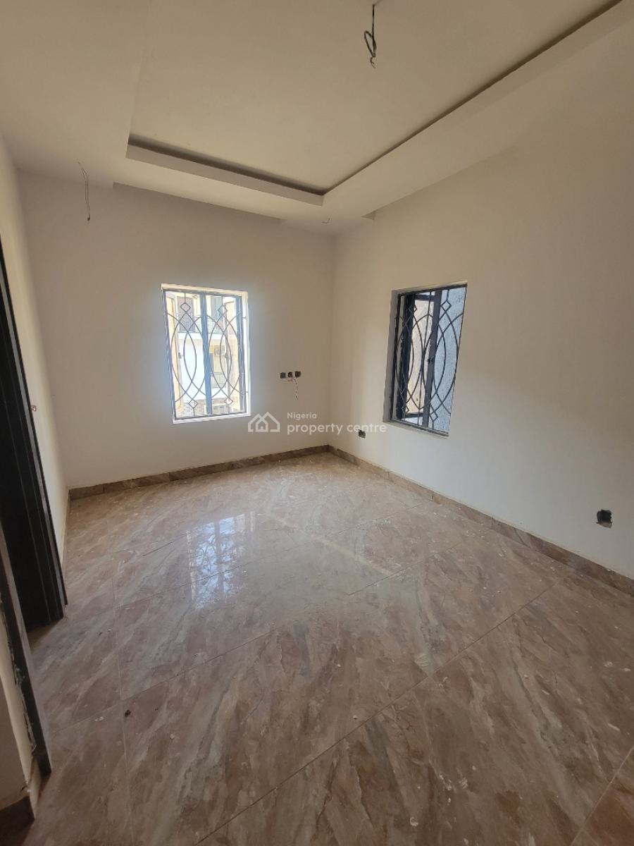 Luxury 5 Bedroom Duplex + Bq, Guzape District, Abuja, Terraced Duplex for Sale