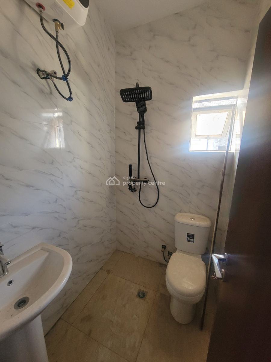 Luxury 5 Bedroom Duplex + Bq, Guzape District, Abuja, Terraced Duplex for Sale