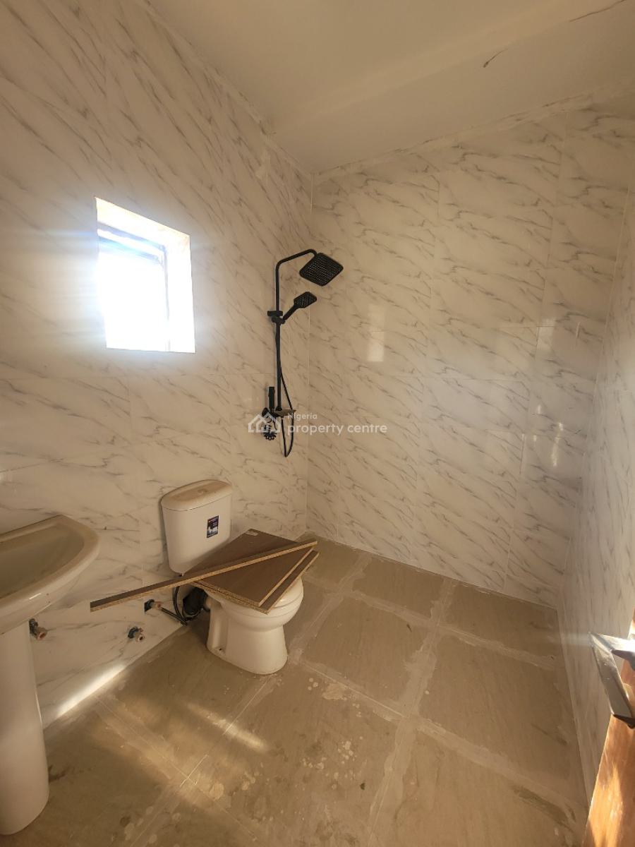 Luxury 5 Bedroom Duplex + Bq, Guzape District, Abuja, Terraced Duplex for Sale