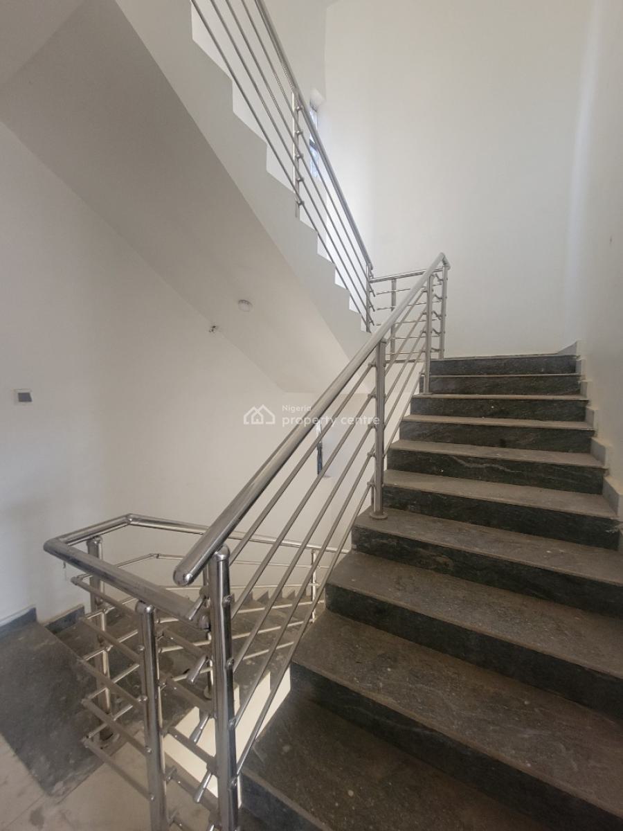Luxury 5 Bedroom Duplex + Bq, Guzape District, Abuja, Terraced Duplex for Sale