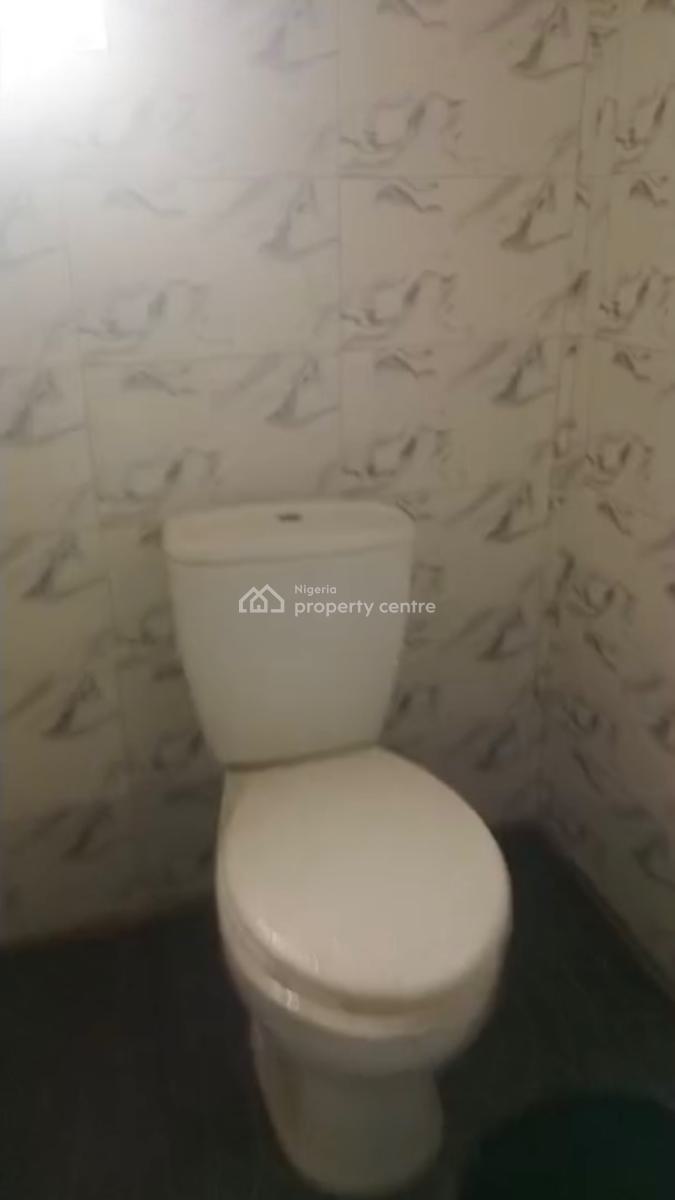 Bq Available Comes with Pop, Badore, Ajah, Lagos, Flat / Apartment for Rent