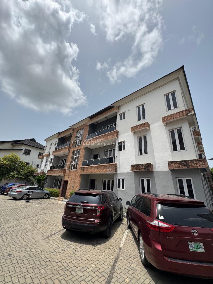 Spacious and Luxurious 4-bedroom Maisonette with Boys Quarters, Ikoyi, Lagos, Flat / Apartment for Rent