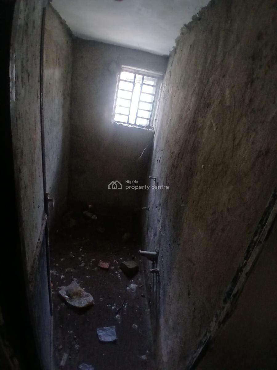 Newly Built and Well Located 7 Numbers of 2 Bedroom Flat Each, Celica, Ibadan, Oyo, Flat / Apartment for Sale