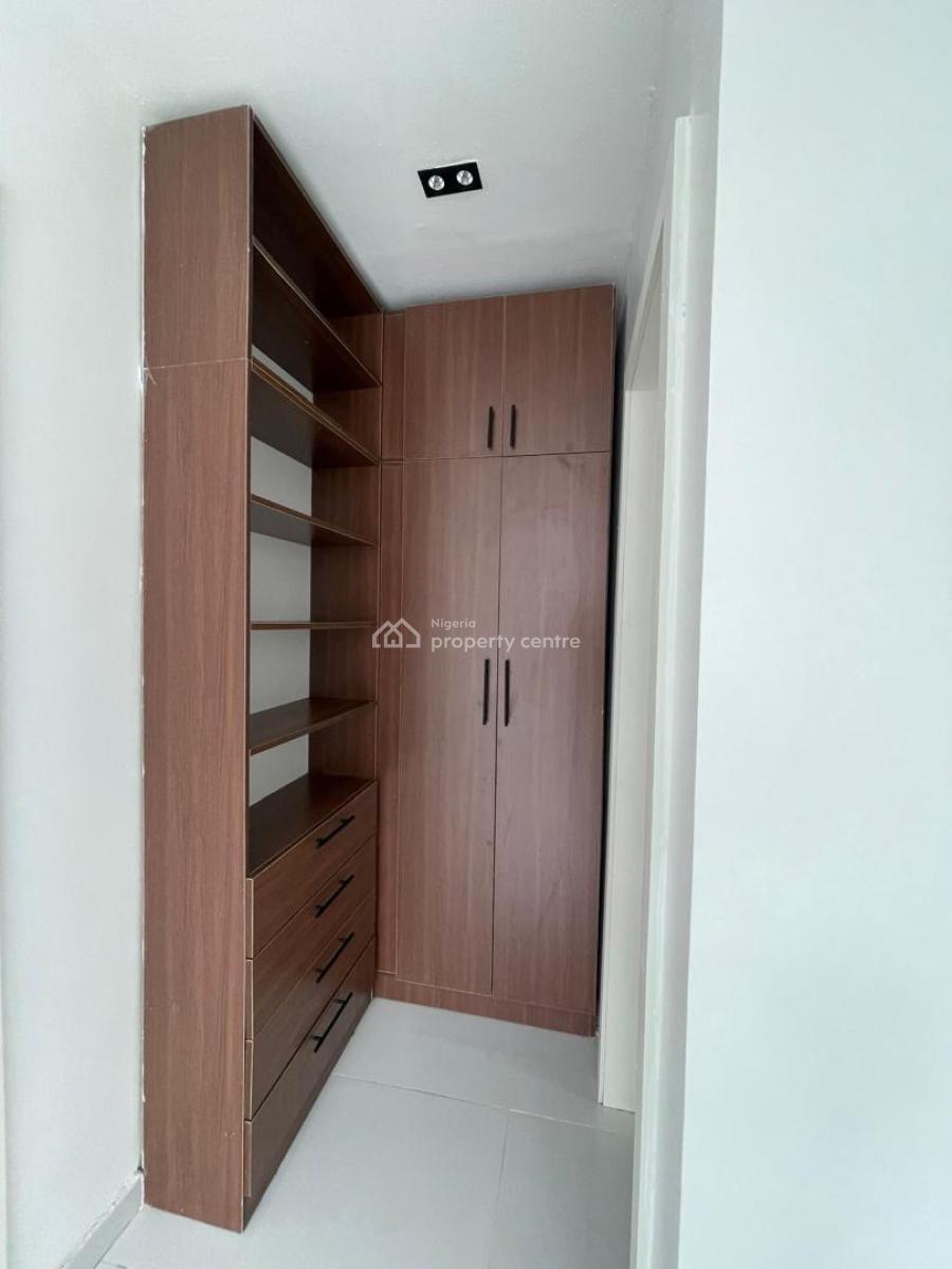 a Luxury 2 Bedroom with Swimming Pool in a Serene Environment, Ologolo, Lekki, Lagos, Flat / Apartment for Rent