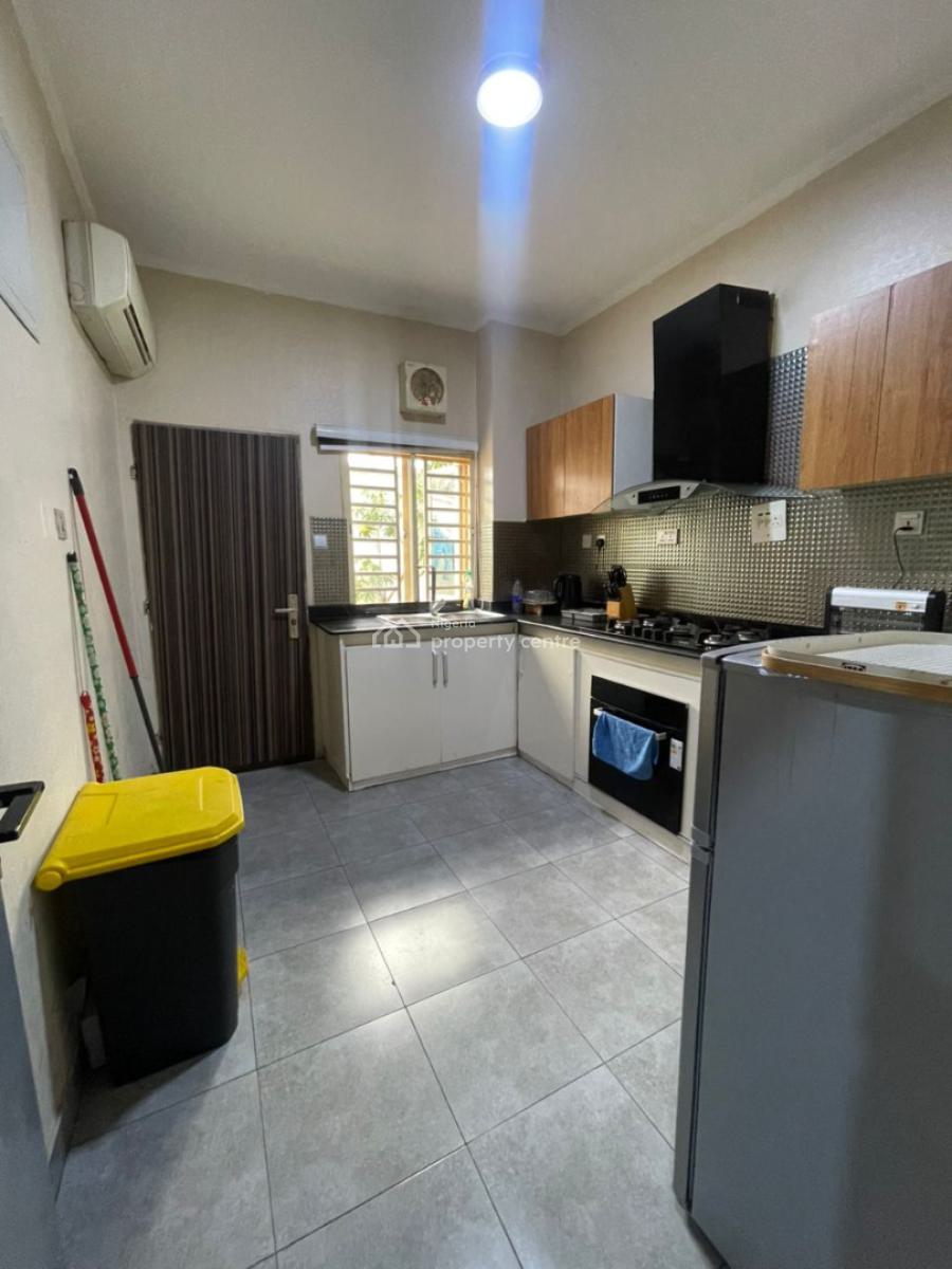 Fully Furnished 3 Bedroom Terrace  with a Room Bq, Admiralty Way, Lekki Phase 1, Lekki, Lagos, House for Rent